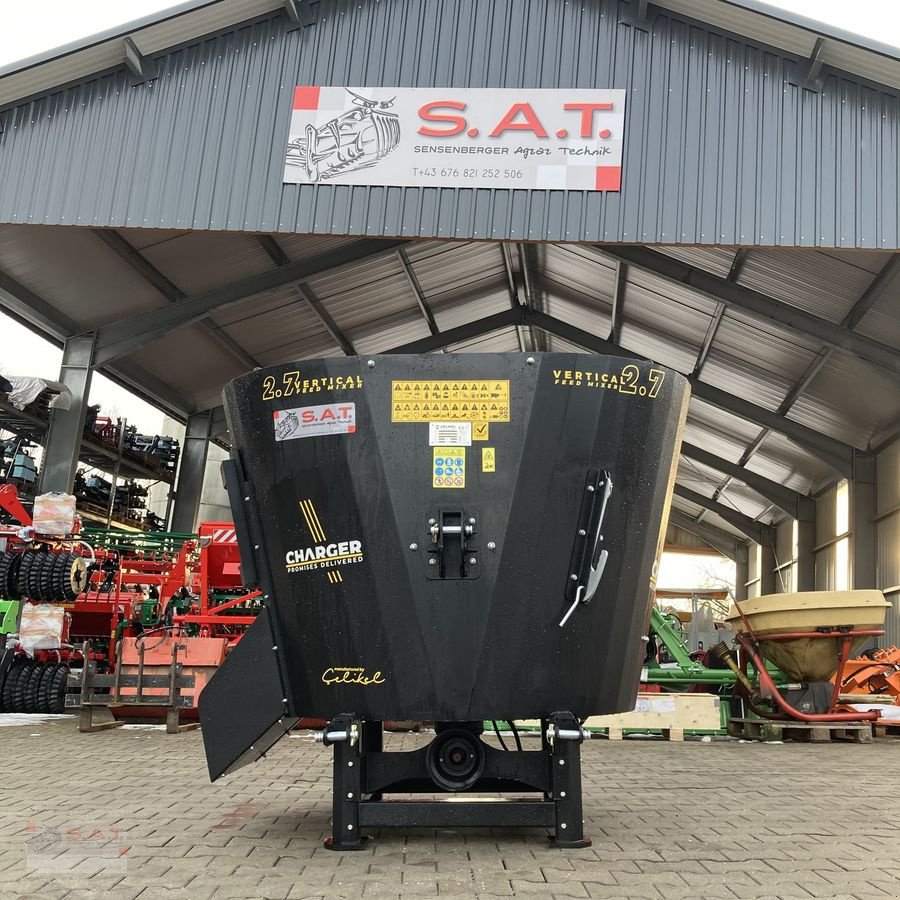 Futtermischwagen of the type Sonstige Rassus-Elektro-Traktor, Neumaschine in Eberschwang (Picture 20)