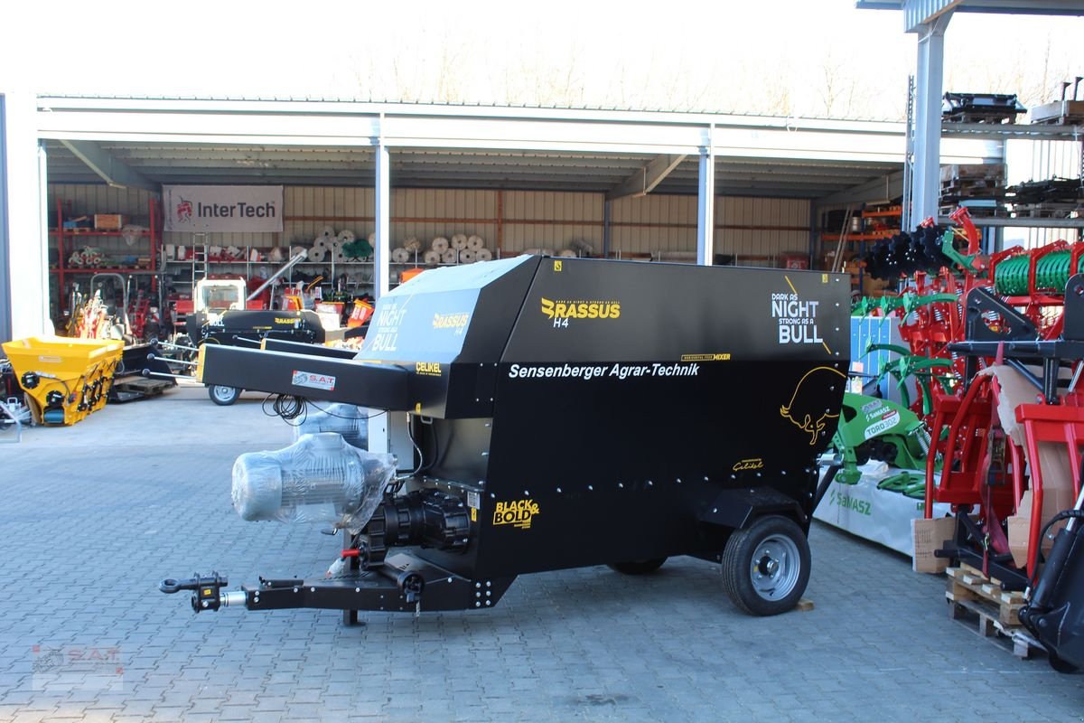 Futtermischwagen des Typs Sonstige Rassus-Elektro-Traktor, Neumaschine in Eberschwang (Bild 4)