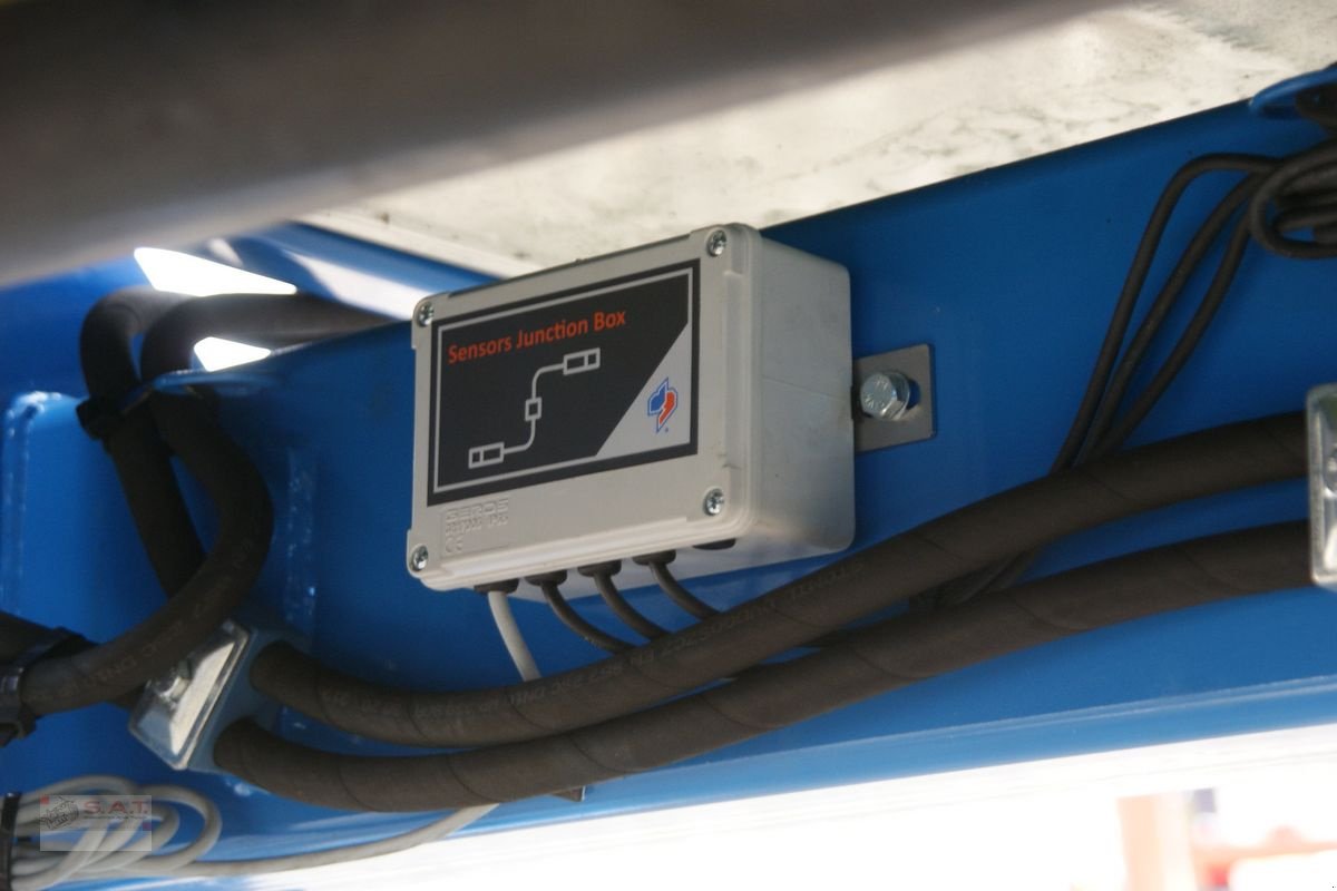 Futtermischwagen des Typs Sonstige Rino FX 800-Black Edition, Neumaschine in Eberschwang (Bild 9)