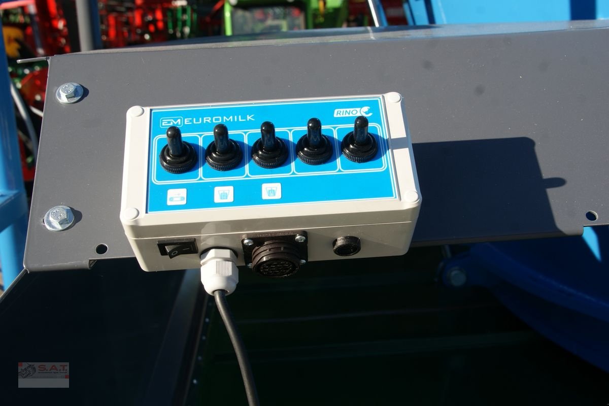 Futtermischwagen del tipo Sonstige Rino FX 800-NEU, Neumaschine In Eberschwang (Immagine 21)