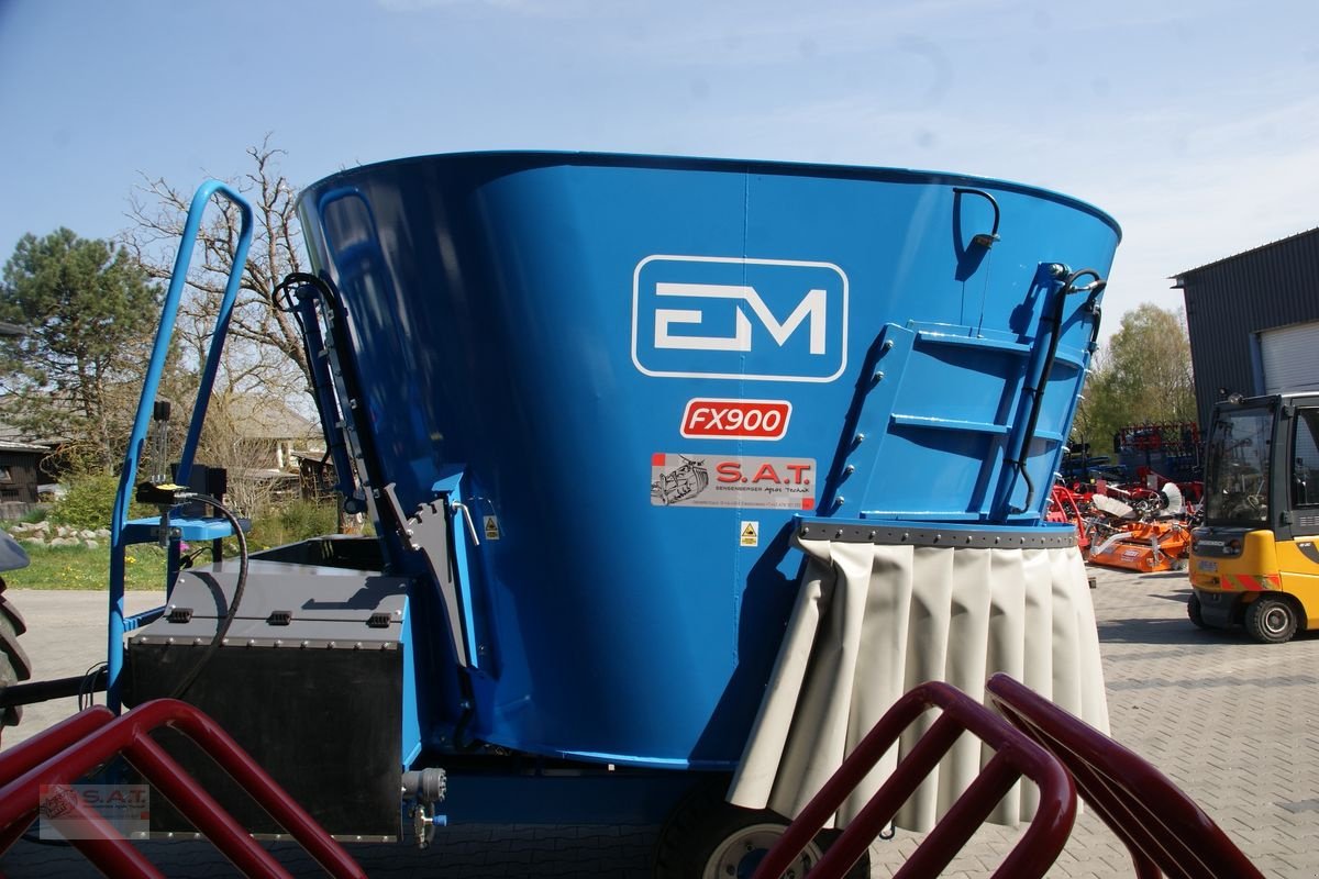 Futtermischwagen des Typs Sonstige Rino FX 900-NEU, Neumaschine in Eberschwang (Bild 15)