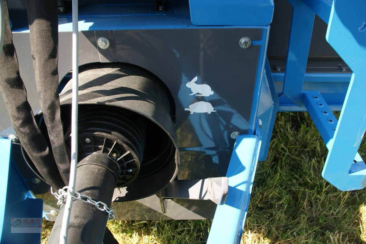 Futtermischwagen del tipo Sonstige Rino FXL-800-NEU, Neumaschine In Eberschwang (Immagine 12)