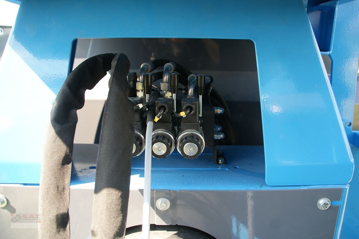 Futtermischwagen del tipo Sonstige Rino FXL-800-NEU, Neumaschine In Eberschwang (Immagine 11)