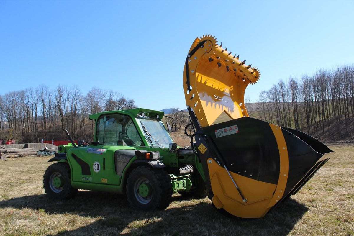 Futtermischwagen типа Sonstige SAT Futterverteilschaufel-Merlo-2,20m-NEU, Neumaschine в Eberschwang (Фотография 5)