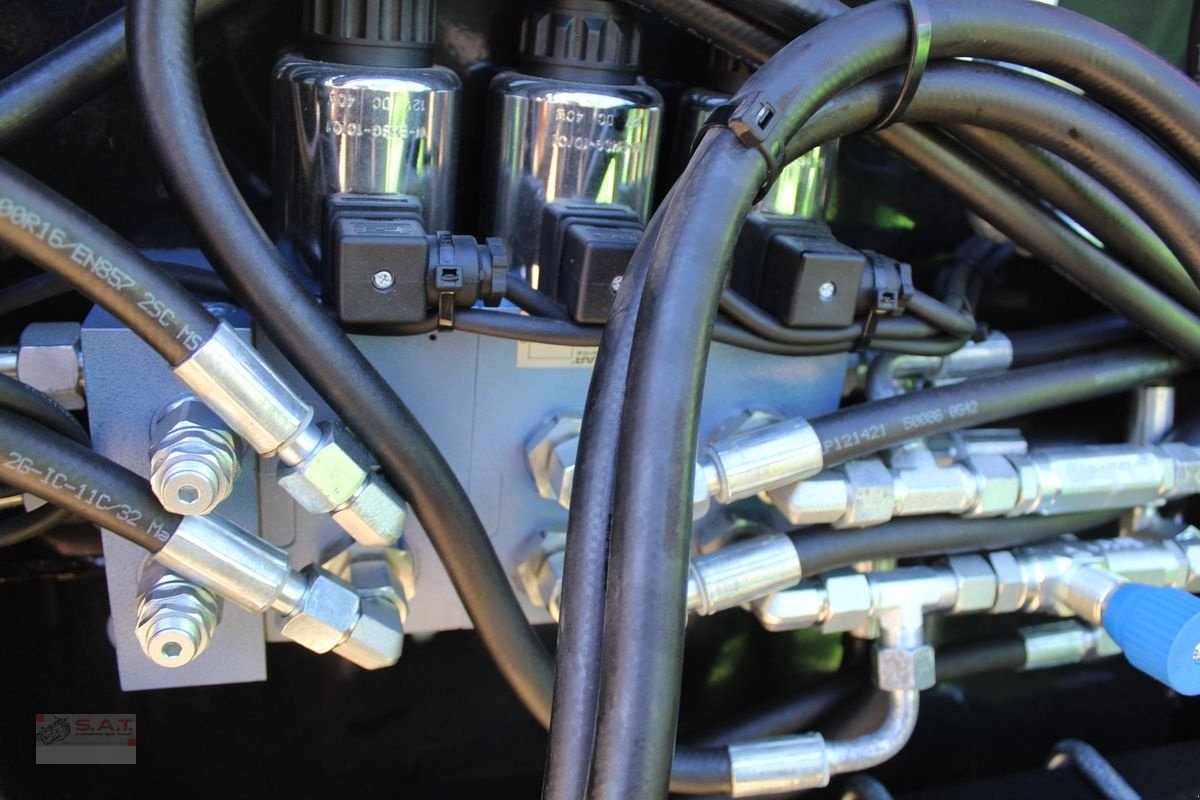 Futtermischwagen типа Sonstige SAT Futterverteilschaufel-Merlo-2,20m-NEU, Neumaschine в Eberschwang (Фотография 12)