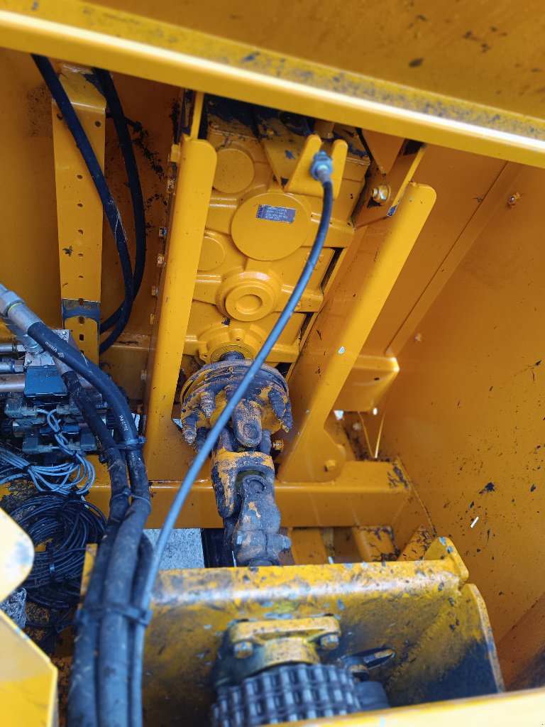 Futtermischwagen of the type Sonstige SELECTION 230-3 SBT, Gebrauchtmaschine in Lérouville (Picture 8)