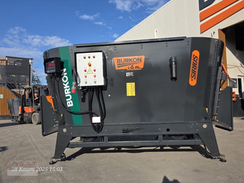 Futtermischwagen a típus Sonstige Static-Elektro 6-Doppelschneckenmischer, Neumaschine ekkor: Eberschwang