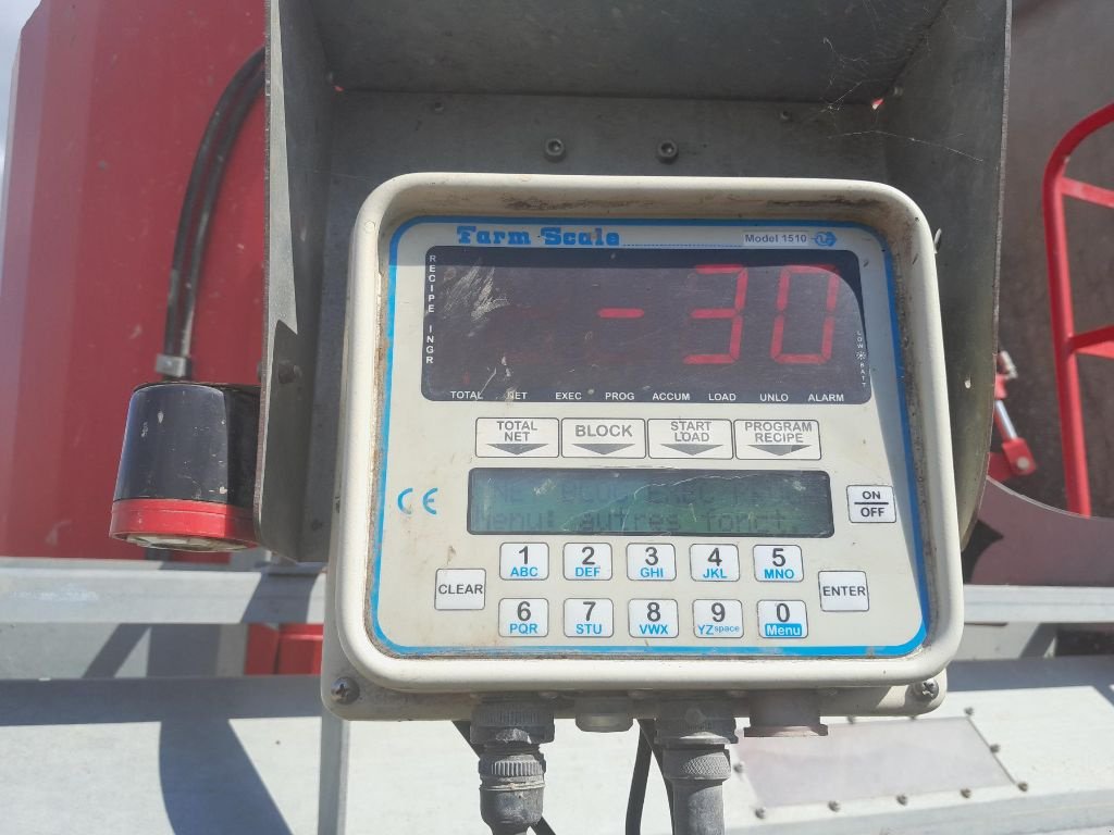 Futtermischwagen typu Sonstige TAMBORA 24, Gebrauchtmaschine v BAZOGES EN PAREDS (Obrázek 10)