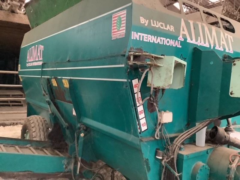 Futtermischwagen typu Sonstige TAURUS, Gebrauchtmaschine v les hayons (Obrázek 8)