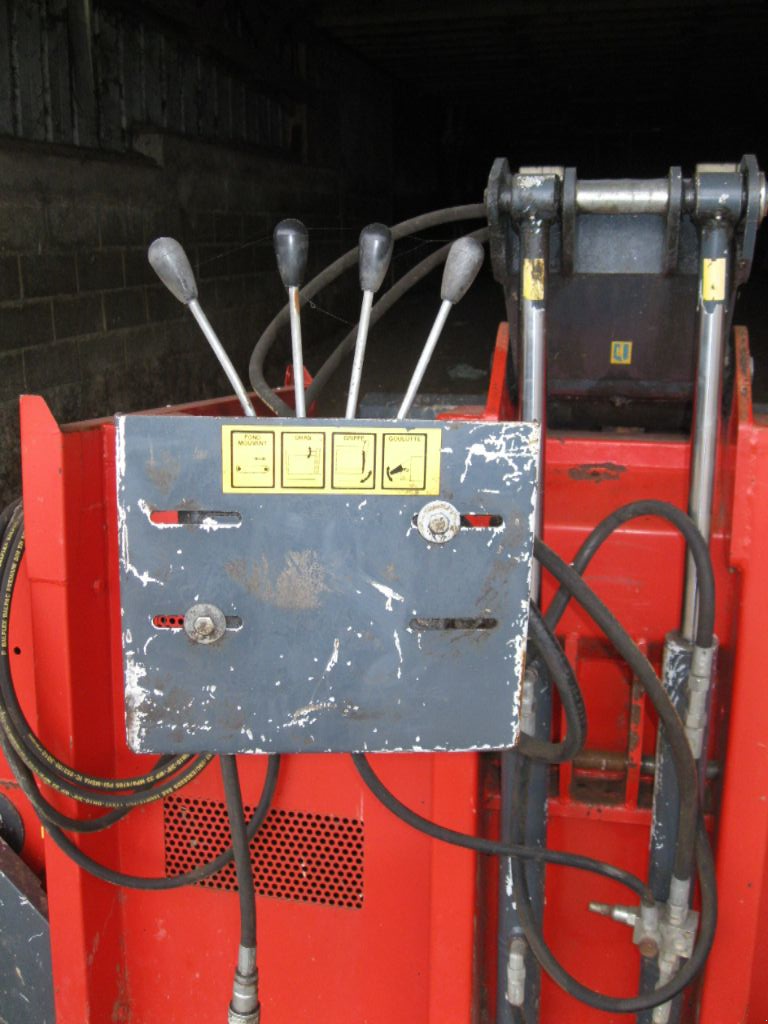 Futtermischwagen a típus Sonstige TX 200, Gebrauchtmaschine ekkor: BRECE (Kép 11)
