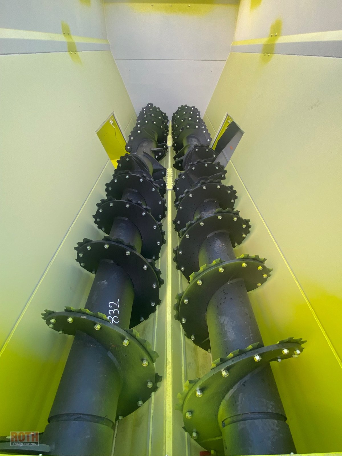 Futtermischwagen of the type Storti Boxer MT 150, Neumaschine in Untermünkheim (Picture 6)