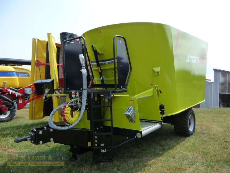 Futtermischwagen des Typs Storti Dunker T2 210 S, Neumaschine in Rhaunen (Bild 1)