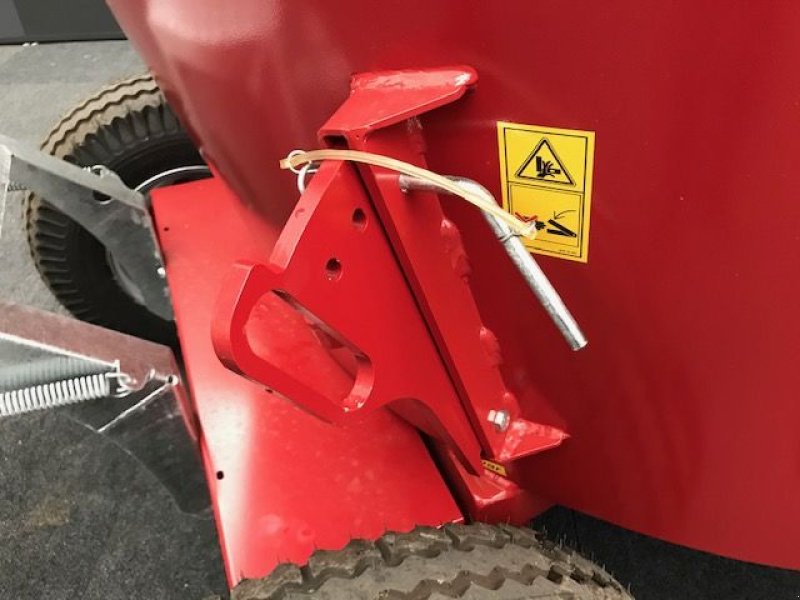 Futtermischwagen des Typs Strautmann Futtermischwagen Verti-Mix 50 5m³, Neumaschine in Tamsweg (Bild 15)