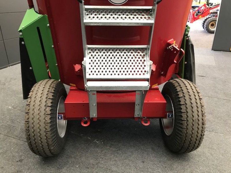 Futtermischwagen des Typs Strautmann Futtermischwagen Verti-Mix 50 5m³, Neumaschine in Tamsweg (Bild 10)