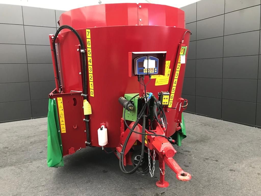 Futtermischwagen typu Strautmann Futtermischwagen Verti-Mix 70 7m³, Neumaschine v Tamsweg (Obrázek 20)