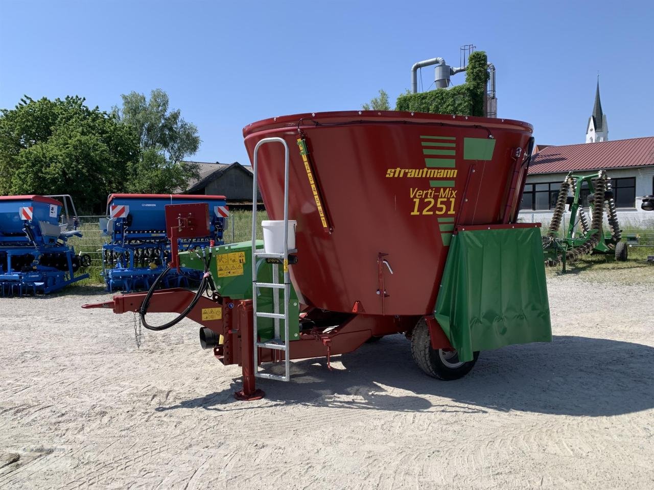 Futtermischwagen des Typs Strautmann VERTI-MIX 1251, Neumaschine in Unterdietfurt (Bild 4)