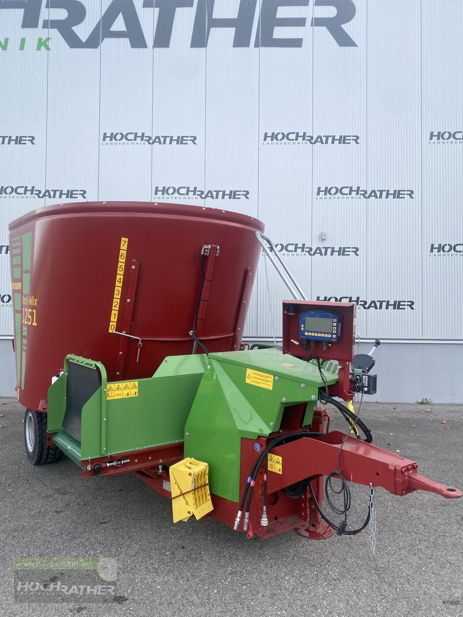 Futtermischwagen des Typs Strautmann Verti Mix 1251, Neumaschine in Kronstorf (Bild 3)