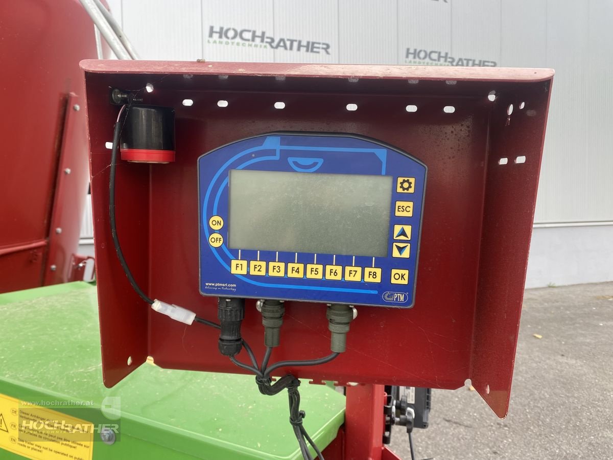 Futtermischwagen des Typs Strautmann Verti Mix 1251, Neumaschine in Kronstorf (Bild 11)