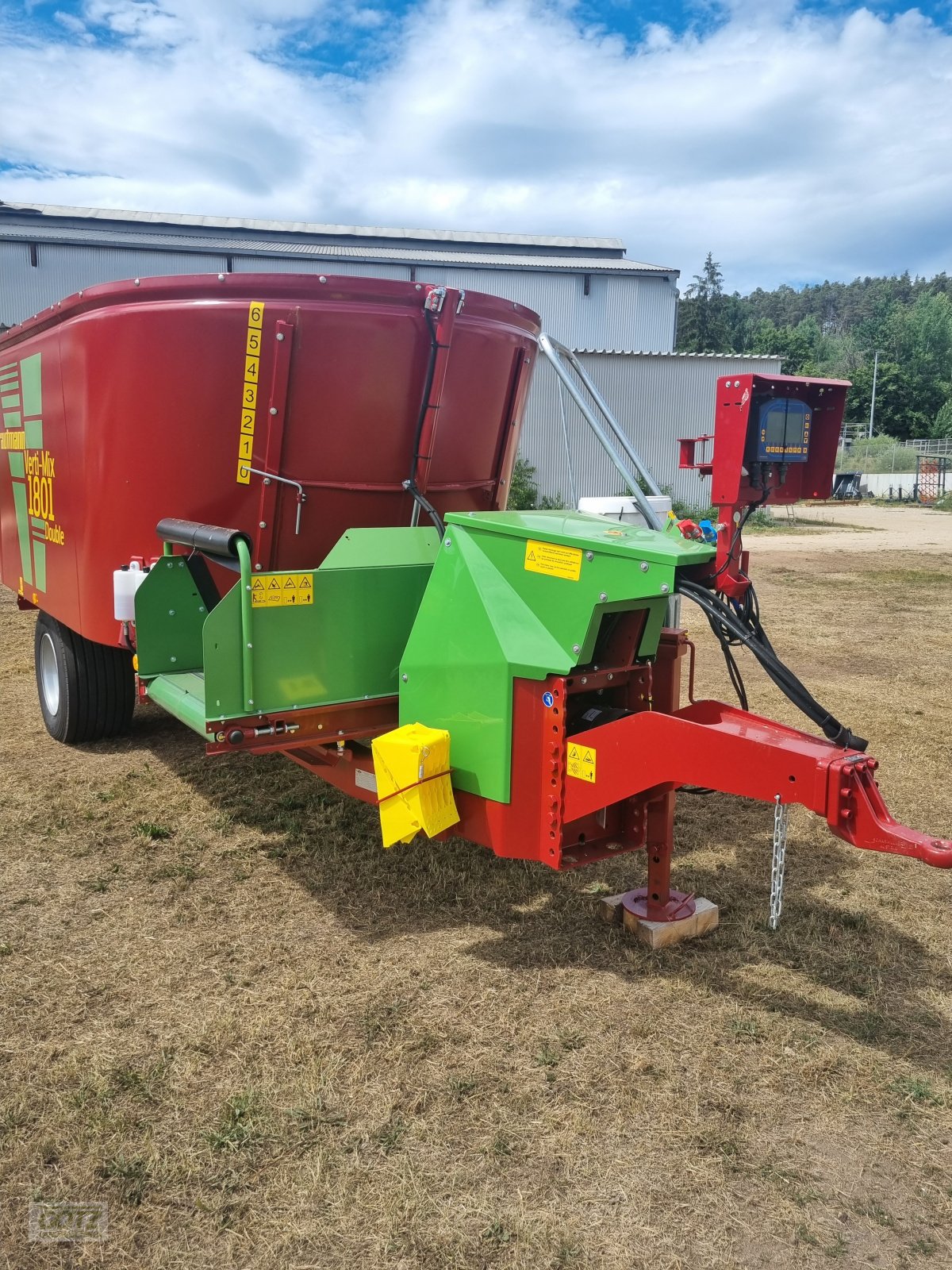 Futtermischwagen of the type Strautmann Verti-Mix 1801 D, Neumaschine in Schwabach Wolkersdorf (Picture 3)