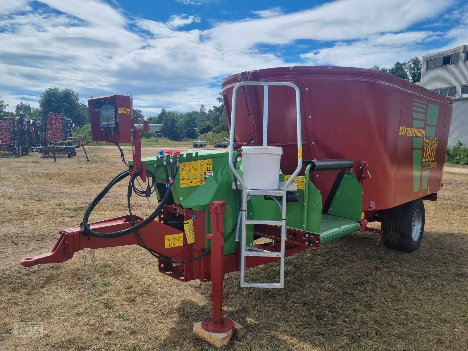 Futtermischwagen of the type Strautmann Verti-Mix 1801 D, Neumaschine in Schwabach Wolkersdorf (Picture 5)