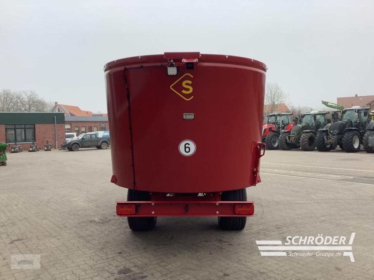 Futtermischwagen of the type Strautmann VERTI MIX 1801 DOUBLE, Neumaschine in Westerstede (Picture 4)