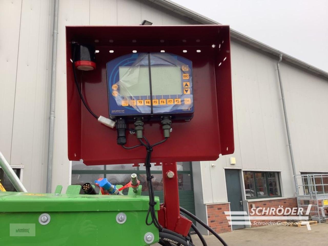 Futtermischwagen of the type Strautmann VERTI MIX 1801 DOUBLE, Neumaschine in Westerstede (Picture 8)