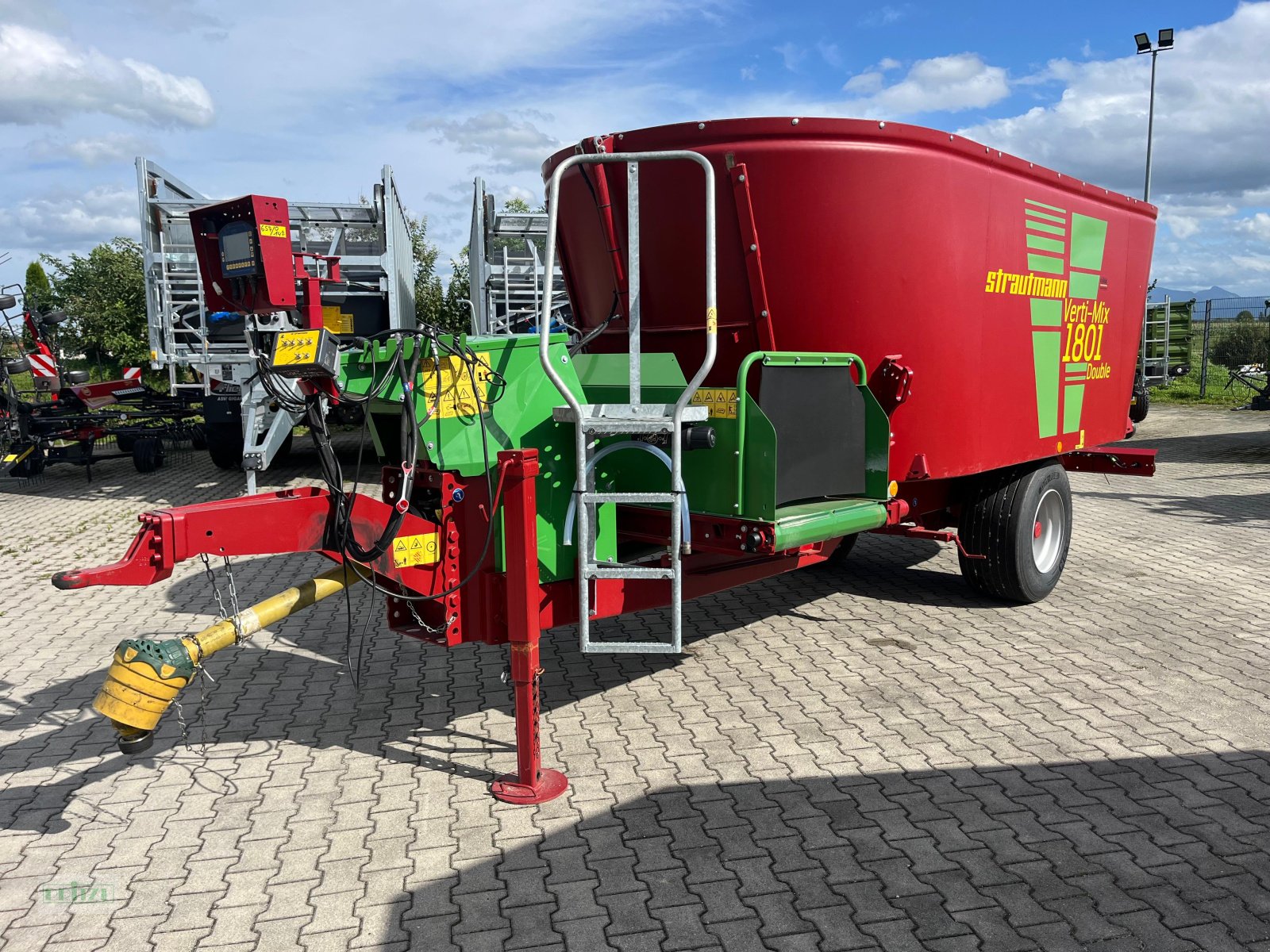 Futtermischwagen типа Strautmann Verti-Mix 1801, Neumaschine в Bruckmühl (Фотография 3)