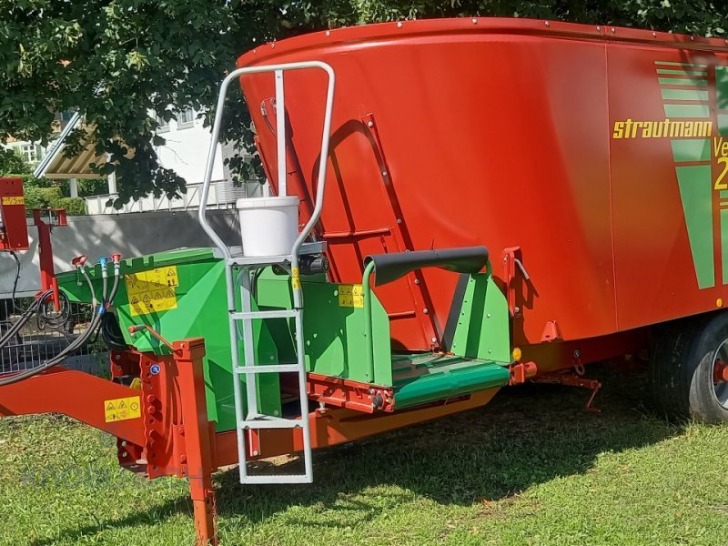 Futtermischwagen от тип Strautmann Verti Mix 2401 Double, Neumaschine в Wangen (Снимка 1)