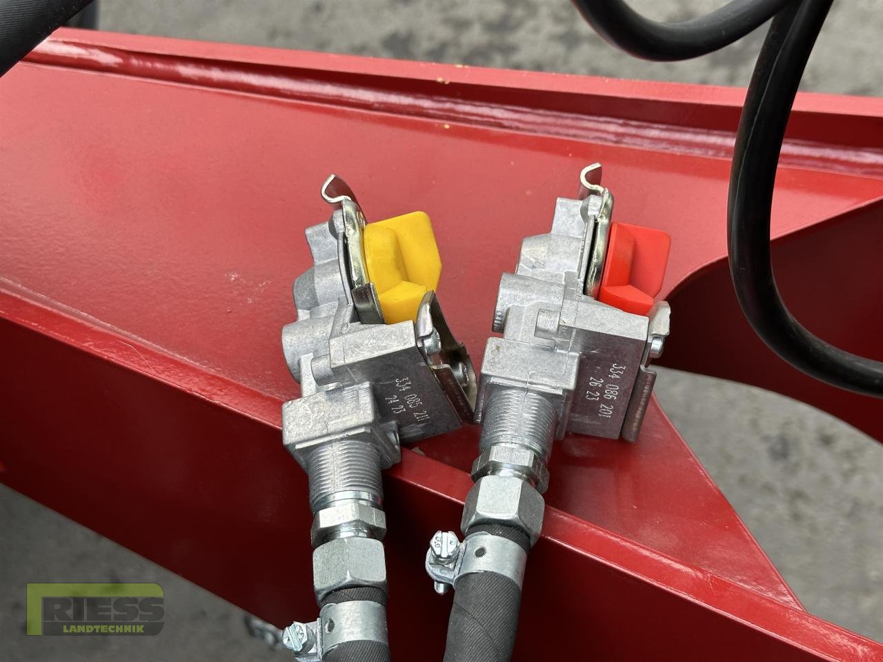 Futtermischwagen του τύπου Strautmann VERTI-MIX 2401 Double, Neumaschine σε Homberg/Ohm - Maulbach (Φωτογραφία 10)