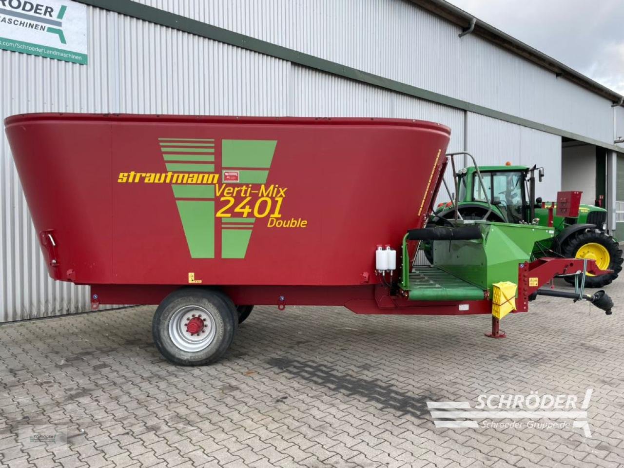 Futtermischwagen of the type Strautmann VERTI MIX 2401 DOUBLE, Gebrauchtmaschine in Norden (Picture 2)