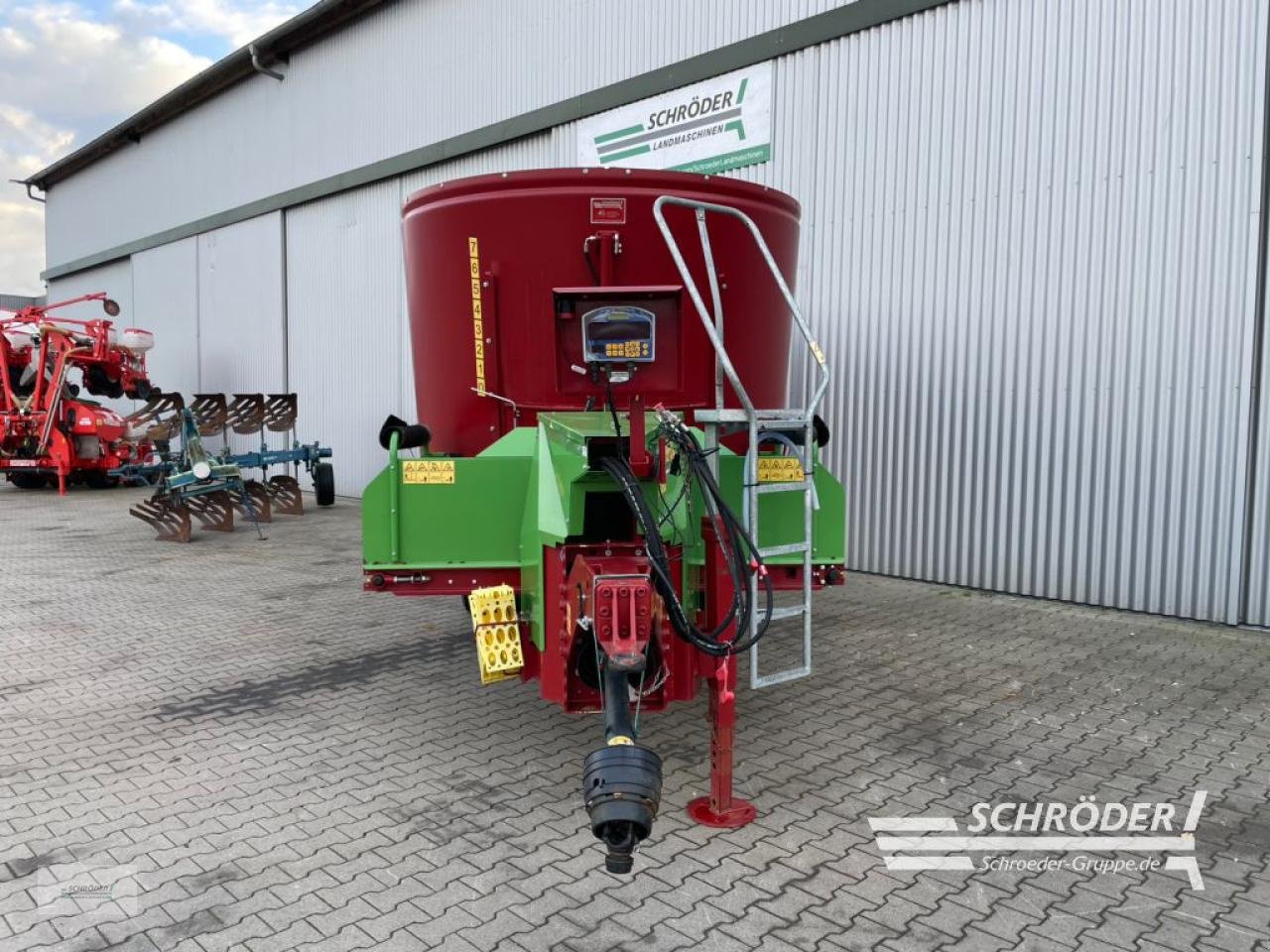 Futtermischwagen of the type Strautmann VERTI MIX 2401 DOUBLE, Gebrauchtmaschine in Norden (Picture 7)