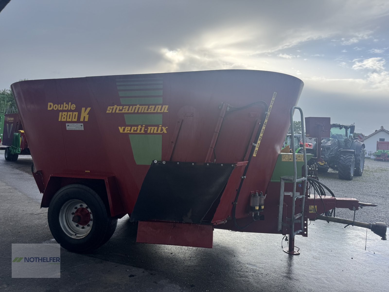 Futtermischwagen of the type Strautmann Verti-Mix Double 1800 K, Gebrauchtmaschine in Pforzen (Picture 3)