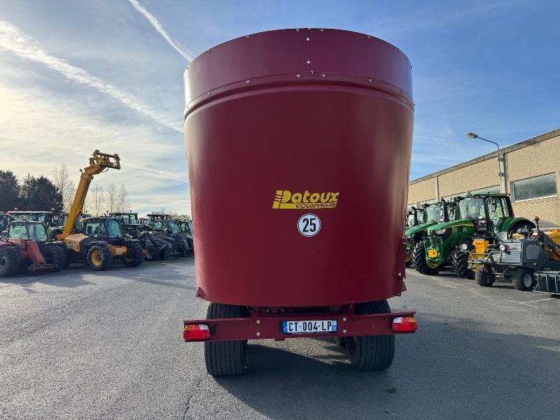 Futtermischwagen del tipo Strautmann VERTIMIX 2401, Gebrauchtmaschine In ESCAUDOEUVRES (Immagine 8)