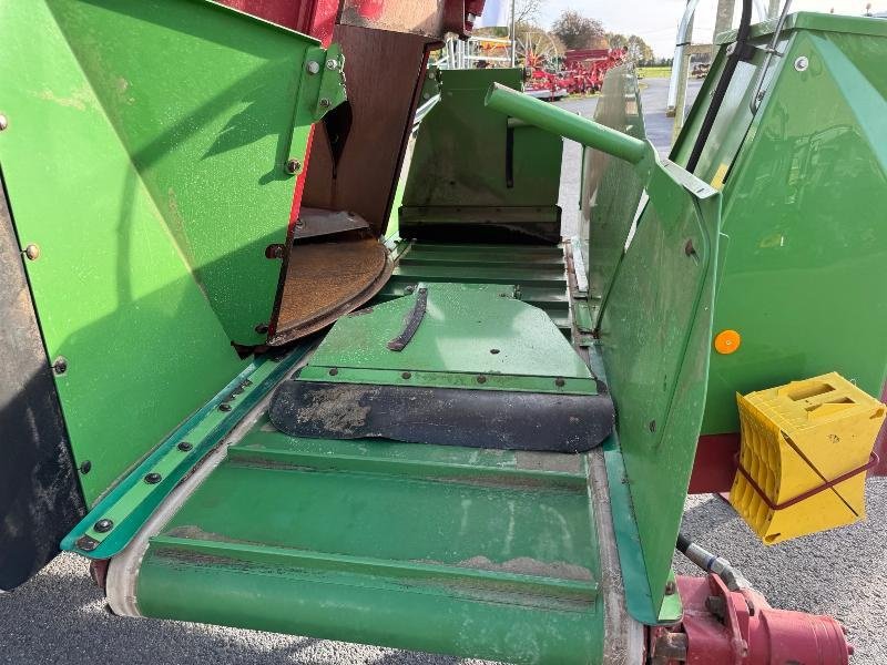 Futtermischwagen del tipo Strautmann VERTIMIX 2401, Gebrauchtmaschine In ESCAUDOEUVRES (Immagine 10)