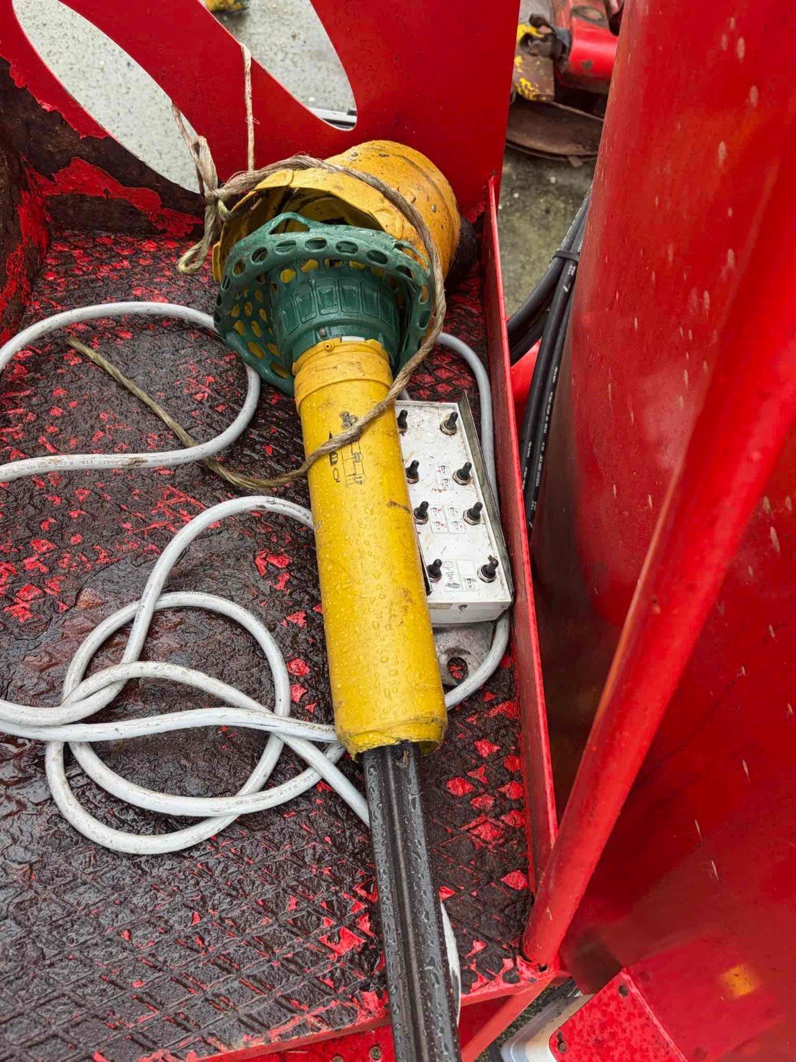 Futtermischwagen za tip Supertino Mélangeuse VM 14 Supertino, Gebrauchtmaschine u SAINT CLAIR SUR ELLE (Slika 7)