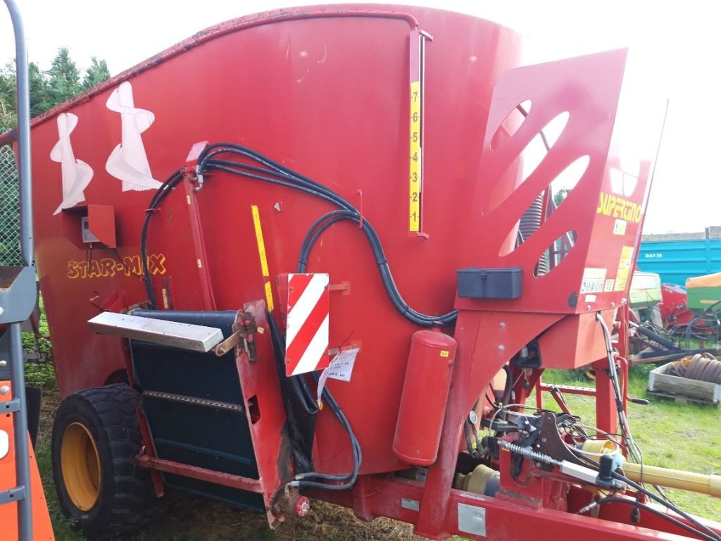 Futtermischwagen Türe ait Supertino VM 2-19, Gebrauchtmaschine içinde BRAS SUR MEUSE (resim 3)