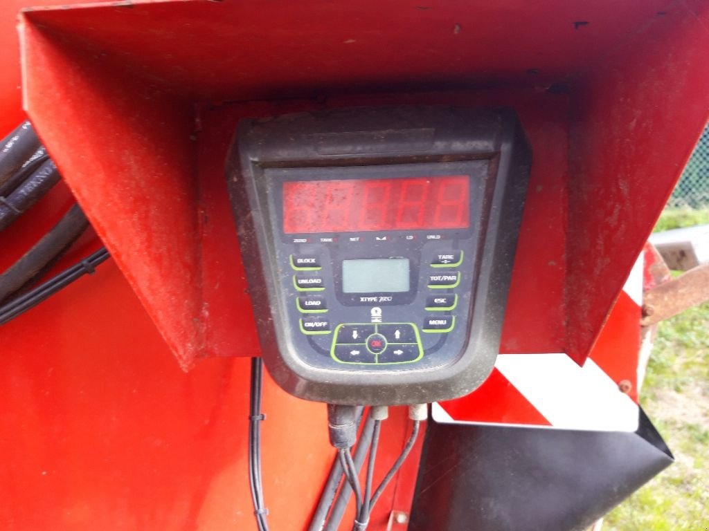 Futtermischwagen Türe ait Supertino VM 2-19, Gebrauchtmaschine içinde BRAS SUR MEUSE (resim 5)