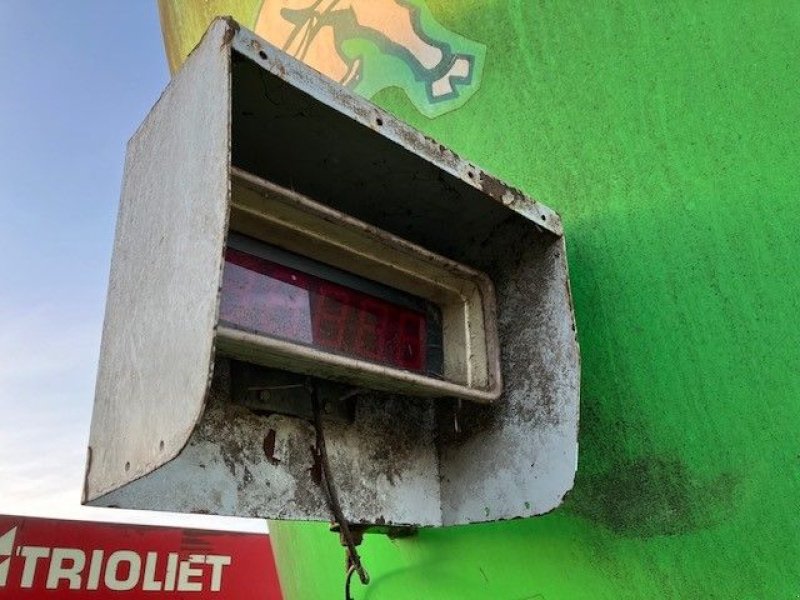 Futtermischwagen of the type Tatoma EMV 17, Gebrauchtmaschine in POUSSAY (Picture 7)