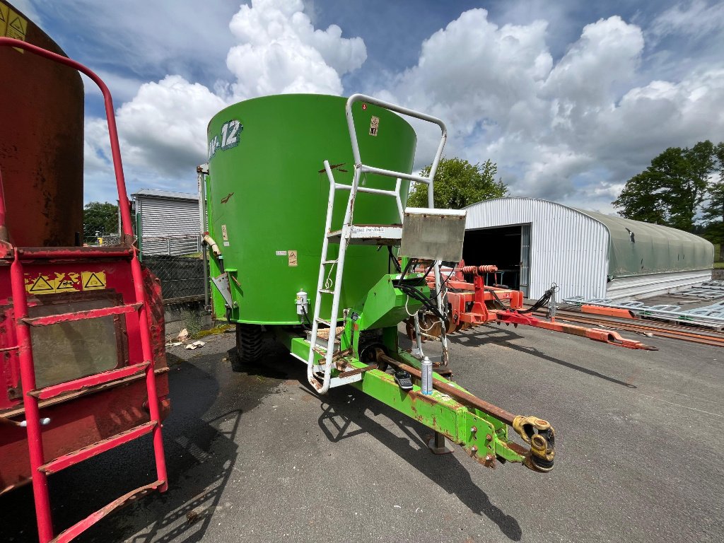 Futtermischwagen des Typs Tatoma MV-12, Gebrauchtmaschine in SOUSCEYRAC (Bild 2)