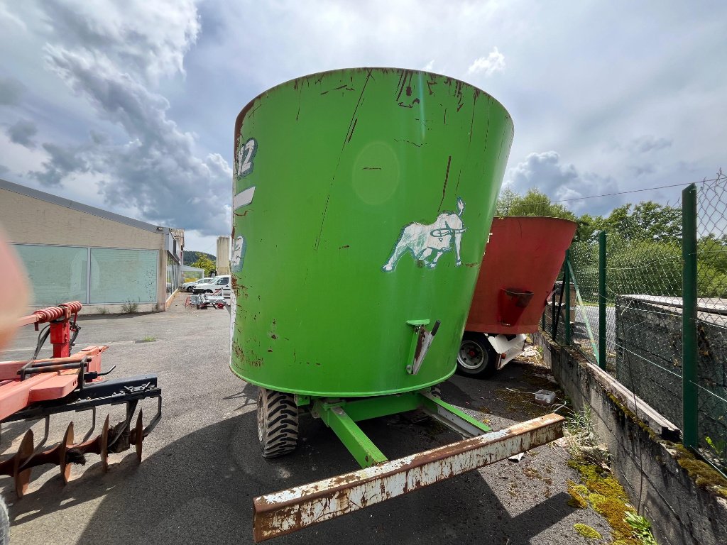 Futtermischwagen des Typs Tatoma MV-12, Gebrauchtmaschine in SOUSCEYRAC (Bild 4)