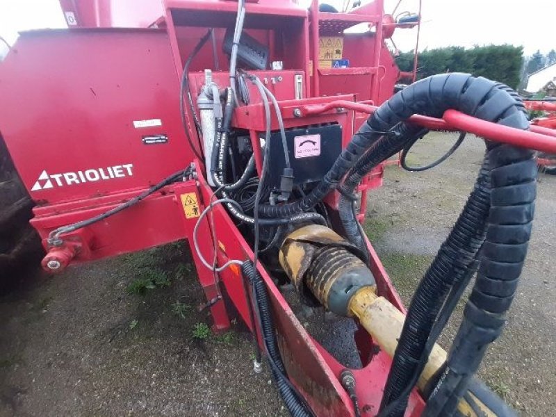 Futtermischwagen des Typs Trioliet 2 2000, Gebrauchtmaschine in UZEMAIN (Bild 7)