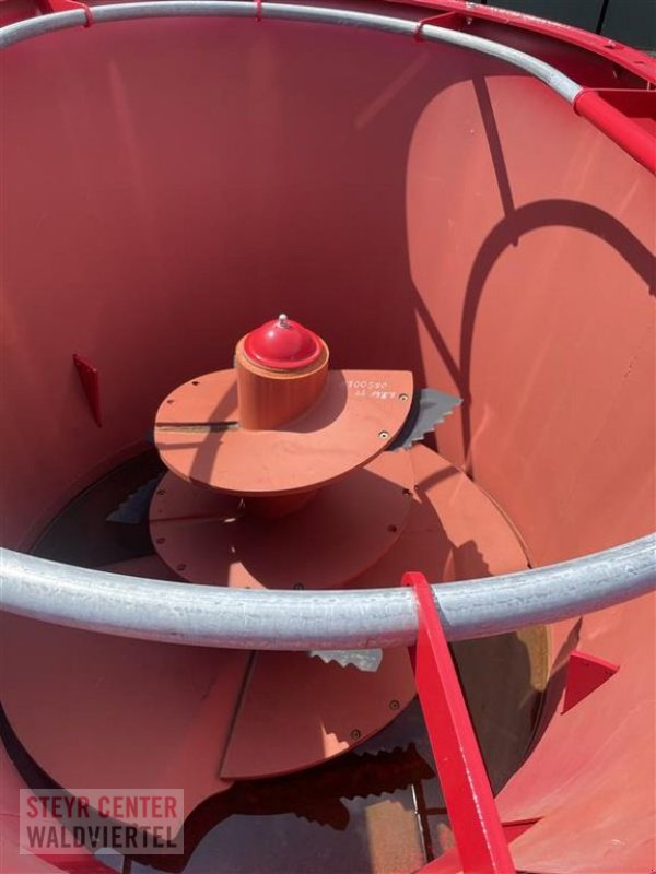 Futtermischwagen del tipo Trioliet Solomix 1-1000 VLH-B, Neumaschine In Vitis (Immagine 2)