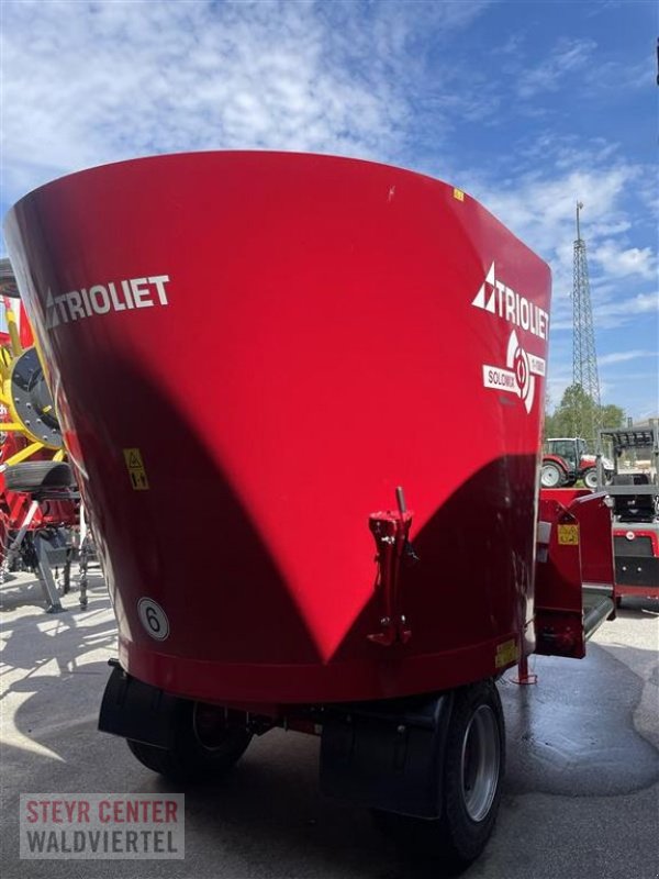 Futtermischwagen del tipo Trioliet Solomix 1-1000 VLH-B, Neumaschine In Vitis (Immagine 3)