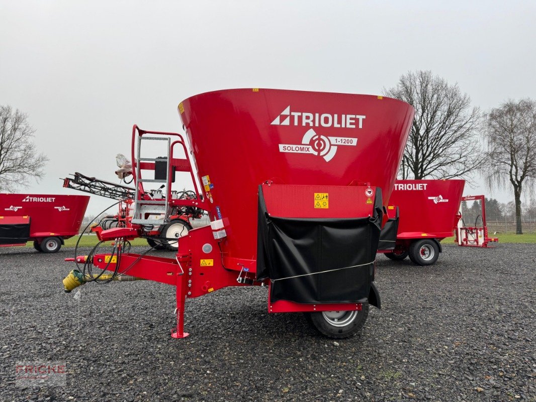 Futtermischwagen of the type Trioliet Solomix 1-1200 ZK, Neumaschine in Bockel - Gyhum (Picture 5)