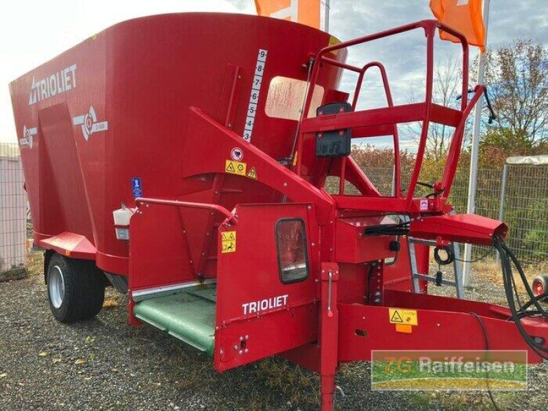 Futtermischwagen des Typs Trioliet Solomix 2 1600 VLH-B, Neumaschine in Waldshut-Tiengen (Bild 1)