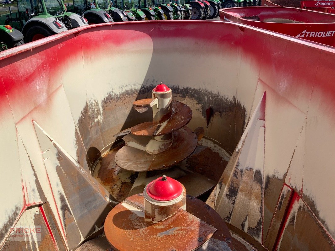 Futtermischwagen of the type Trioliet Solomix 2 2000 ZK, Neumaschine in Bockel - Gyhum (Picture 7)