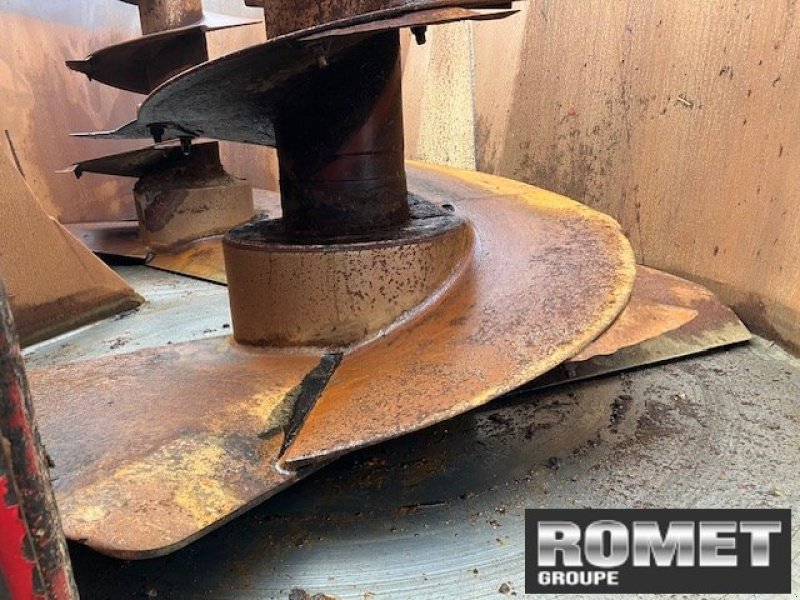 Futtermischwagen typu Trioliet SOLOMIX 2-2000, Gebrauchtmaschine w Gennes sur glaize (Zdjęcie 5)