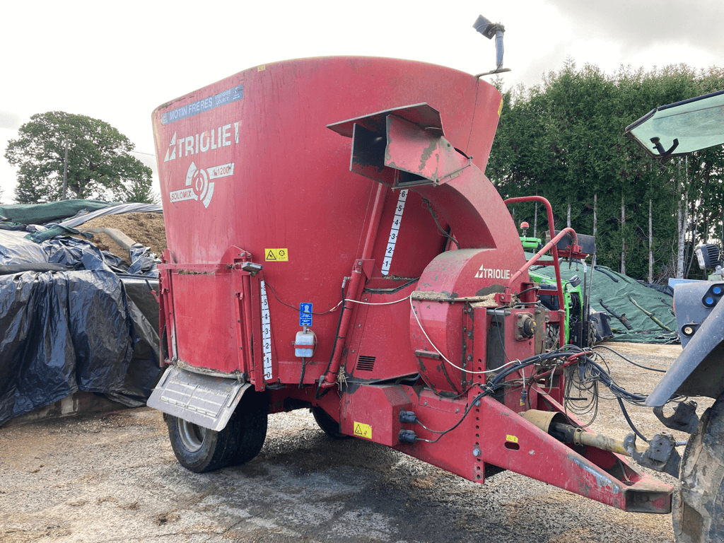 Futtermischwagen des Typs Trioliet SOLOMIX I 1200 VLH, Gebrauchtmaschine in ISIGNY-LE-BUAT (Bild 5)