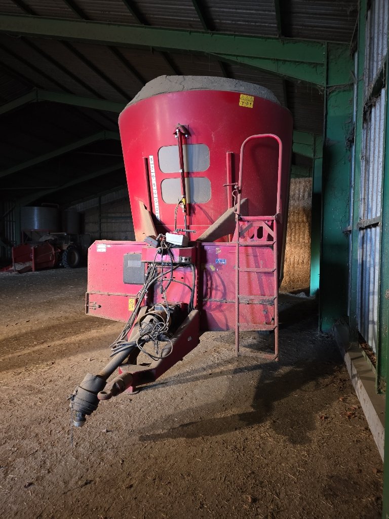 Futtermischwagen typu Trioliet Solomix2-2400, Gebrauchtmaschine v Calmont (Obrázek 3)