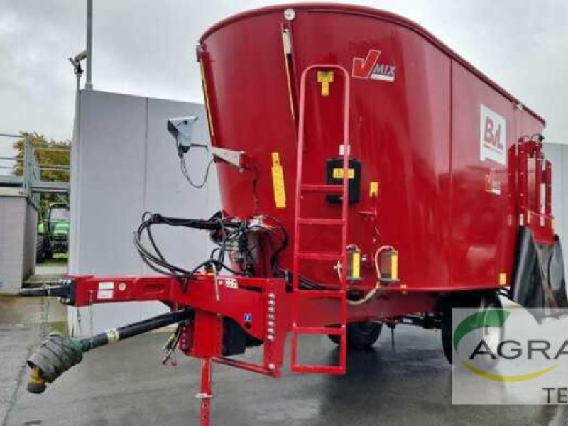 Futtermischwagen des Typs van Lengerich V-MIX PLUS 24-2S, Vorführmaschine in Warburg (Bild 1)